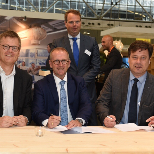 ondertekening AnnoVitae ZorgID 30 mei 2017.jpg